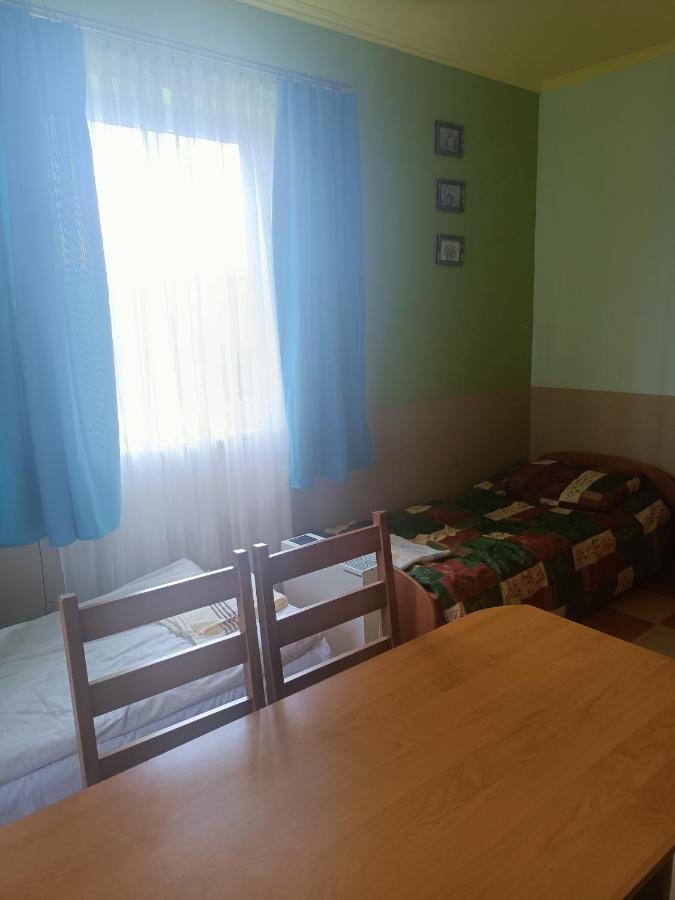 Hotel Gosciniec Bobliwo Esterno foto