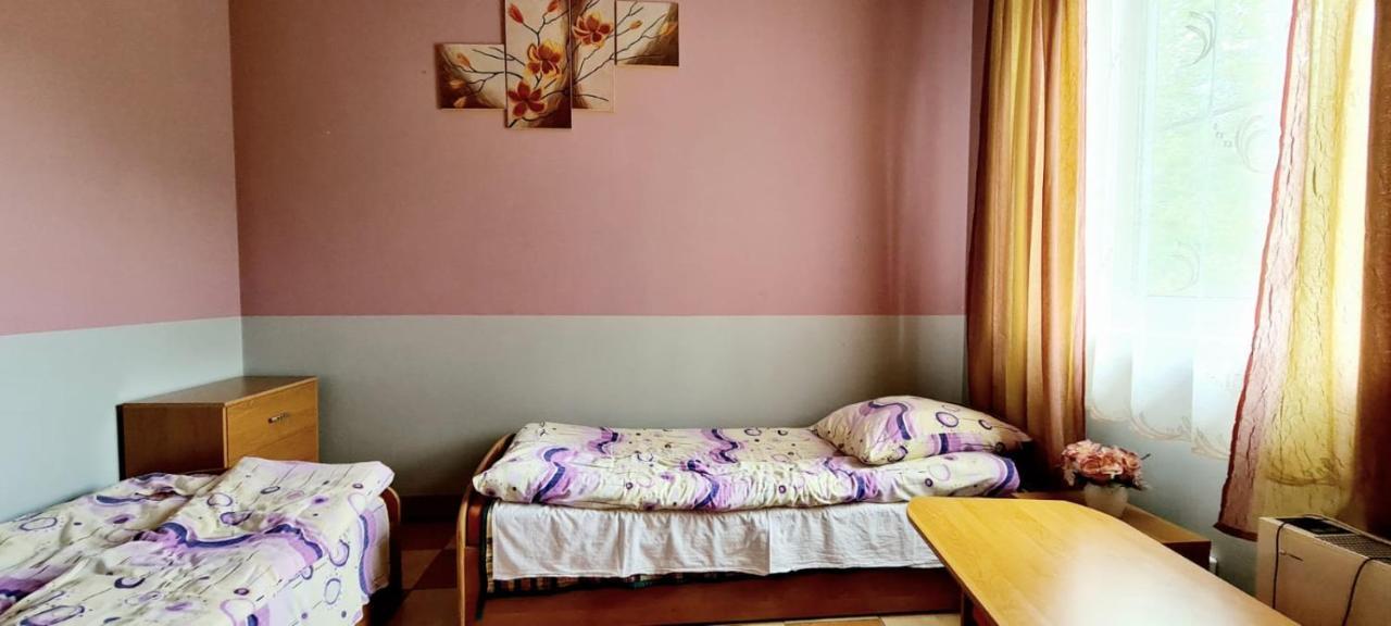 Hotel Gosciniec Bobliwo Esterno foto