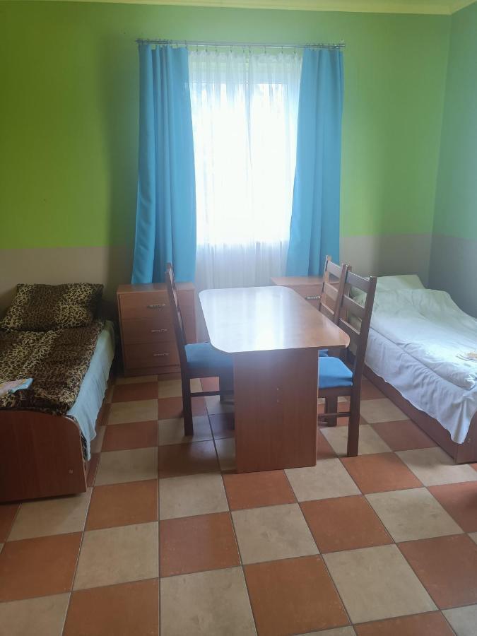 Hotel Gosciniec Bobliwo Esterno foto